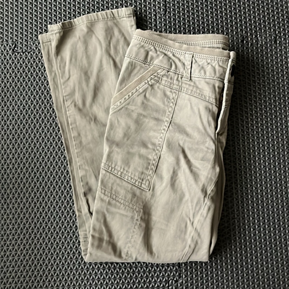 Maurices Cargo Capri Pants - Picture 3 of 8